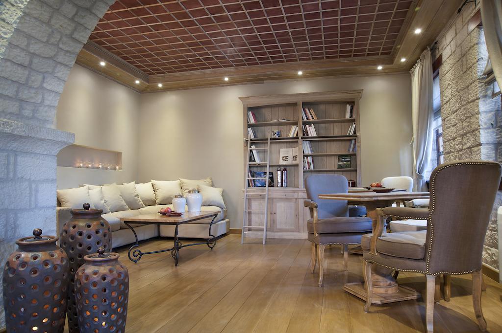 Aberratio Boutique Hotel Aristi Ngoại thất bức ảnh