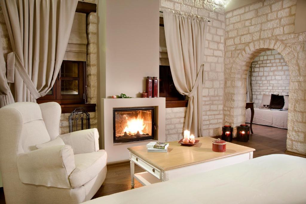 Aberratio Boutique Hotel Aristi Phòng bức ảnh